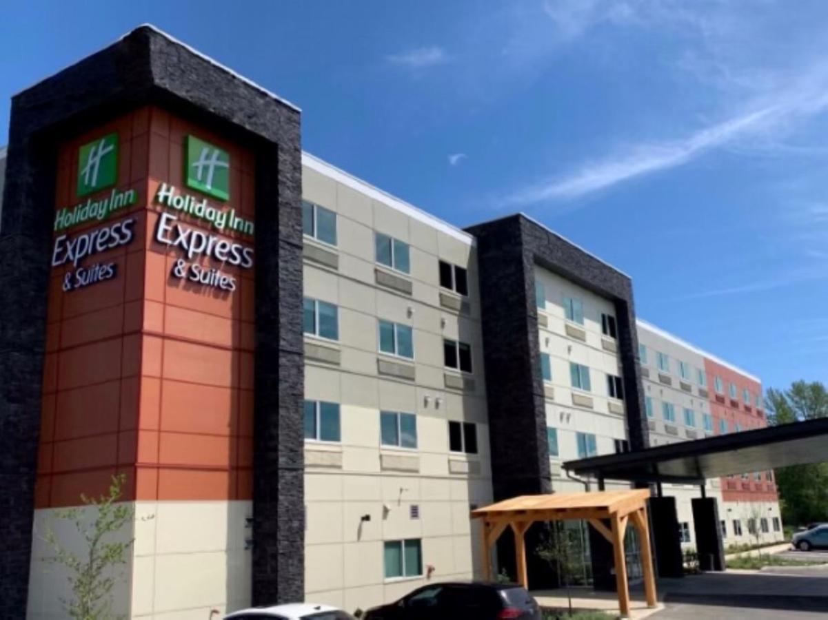 Holiday Inn Express & Suites - Courtenay - Comox By Ihg Экстерьер фото
