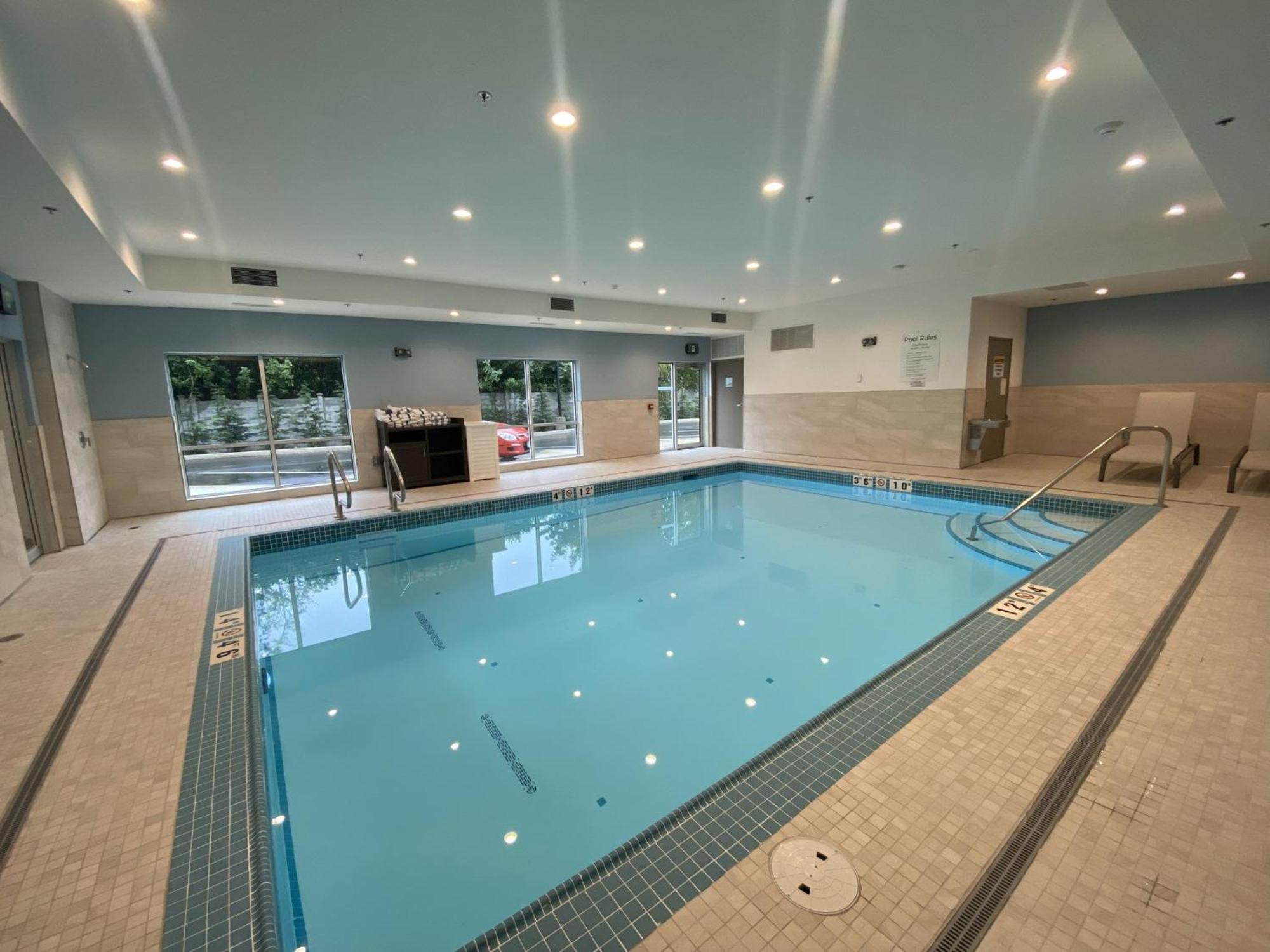 Holiday Inn Express & Suites - Courtenay - Comox By Ihg Экстерьер фото